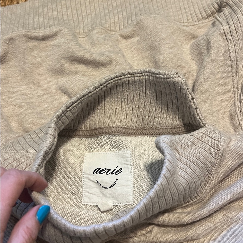 Aerie mockneck size M - Picture 3 of 4